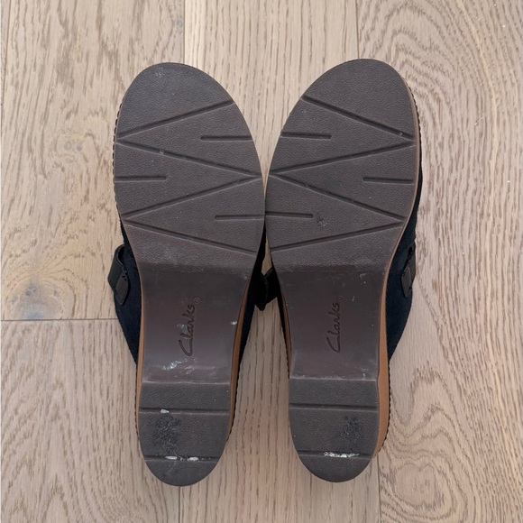 Clarks Black Suede Buckle Clogs - Picture 4 of 8